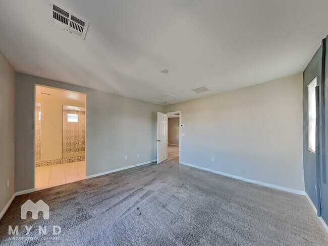 Building Photo - 5709 Justin Robert St