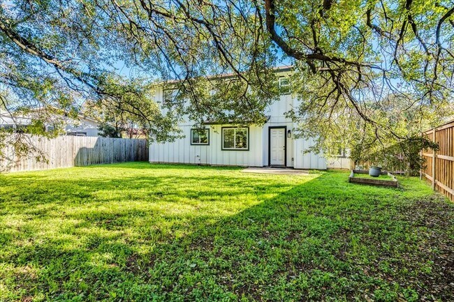 Building Photo - 12304 Tipperary Cove