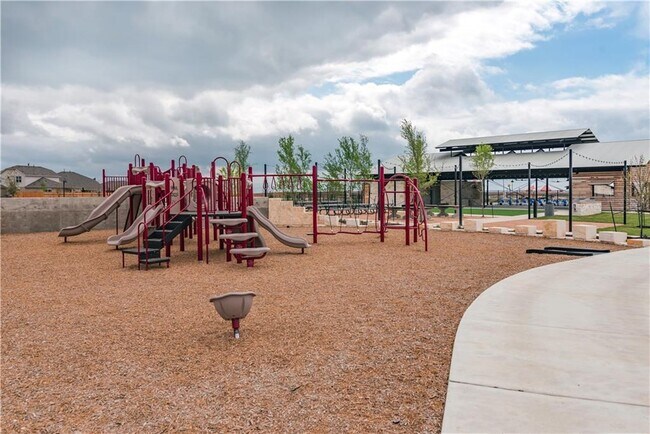 Building Photo - 132 Shiner Ln