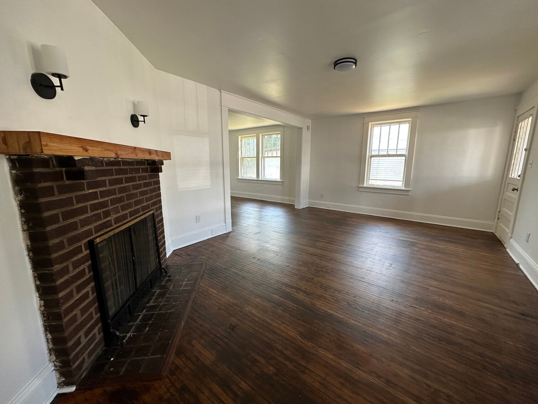 Building Photo - 1111 Buchanan St