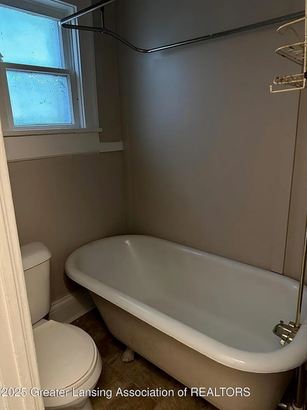 Building Photo - 602 N Pennsylvania Ave