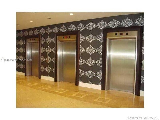 Building Photo - 7441 Wayne Ave