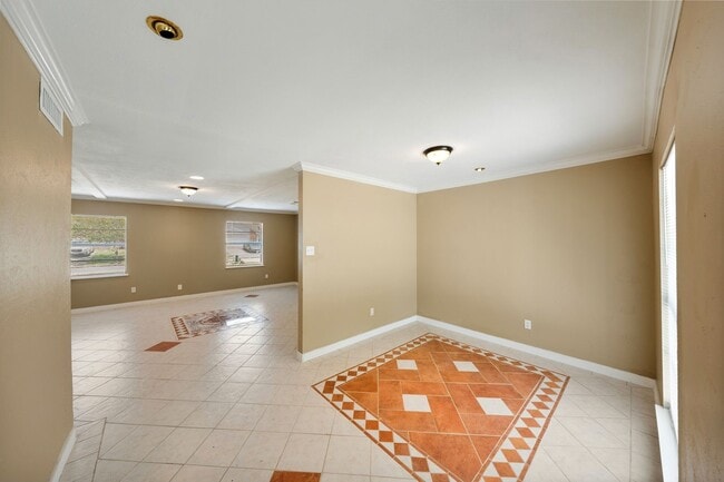 Building Photo - 22831 Millgate Dr