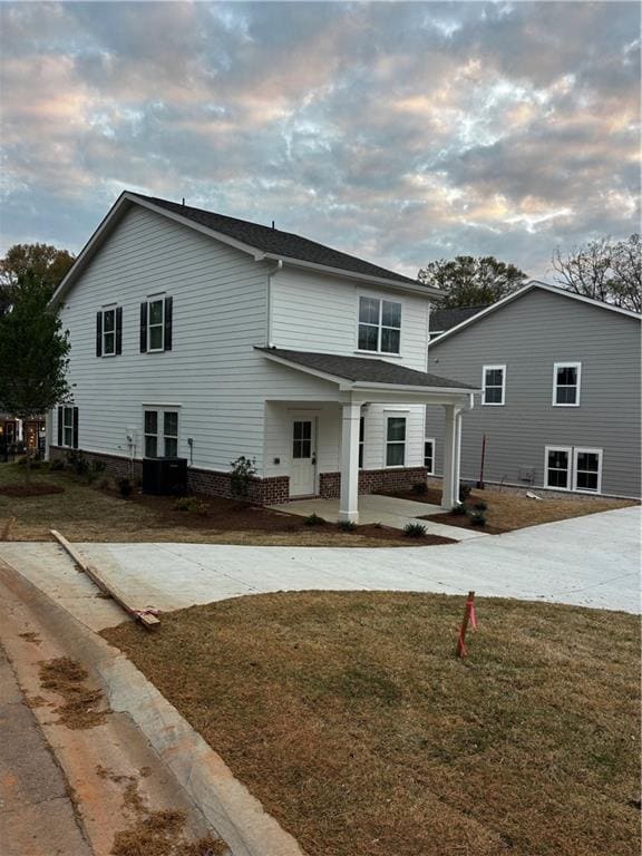 Building Photo - 303 Frasier St SE