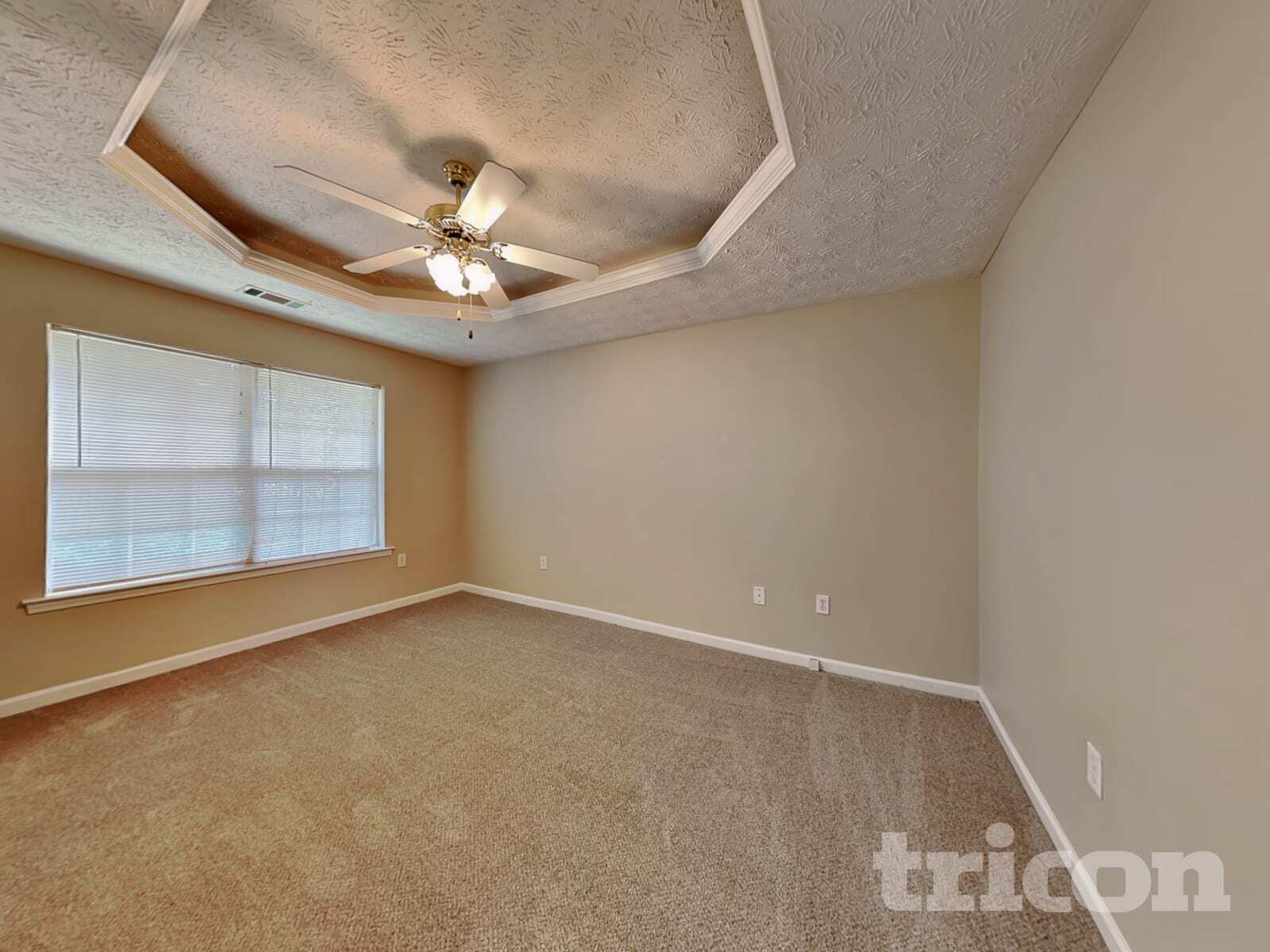 Building Photo - 50 Tufts Cir