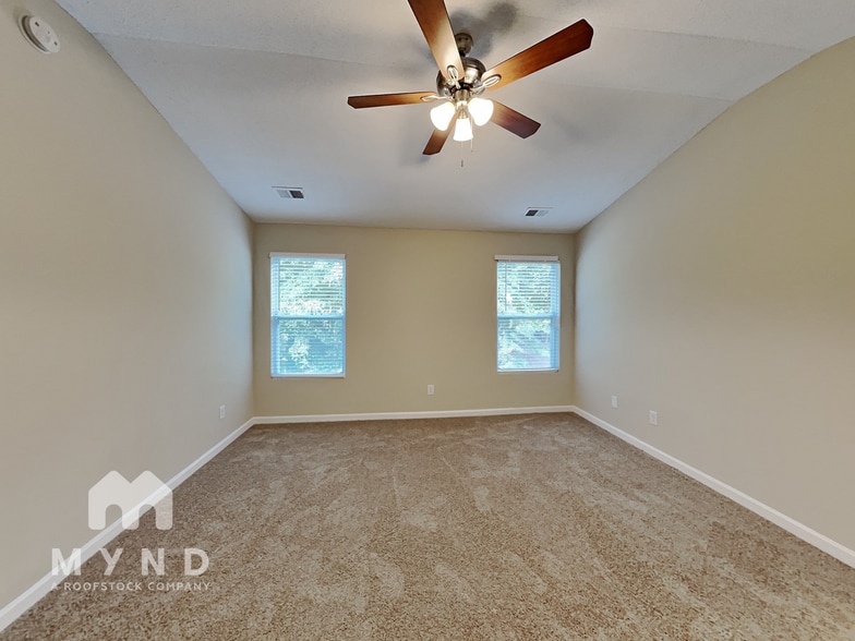 Building Photo - 2228 Bigwood Trail