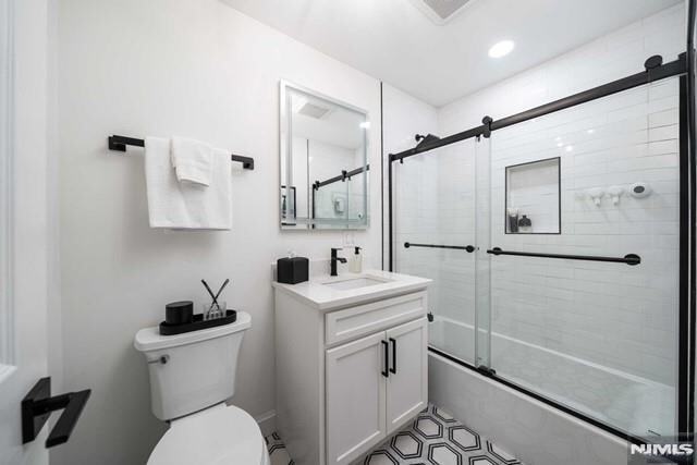 Building Photo - 141 Park Ave