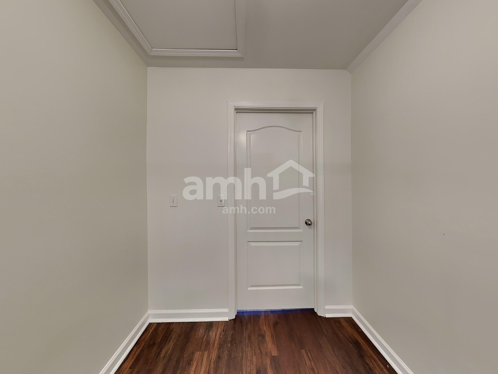 Building Photo - 7209 Sir William Dr