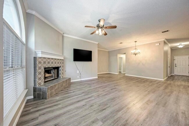 Building Photo - 9113 Edwardson Ln
