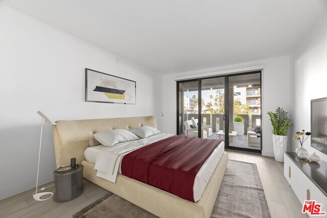 Building Photo - 1118 3rd St