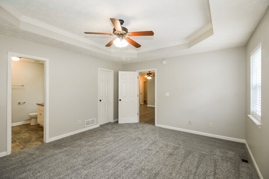 Building Photo - 1169 Granite Ln