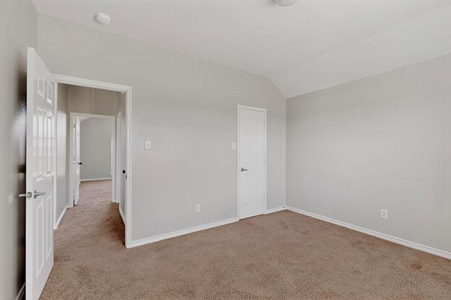 Building Photo - 701 Lone Rider Ct