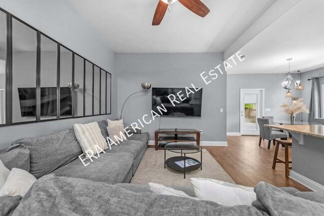 Building Photo - 2269 Tom St