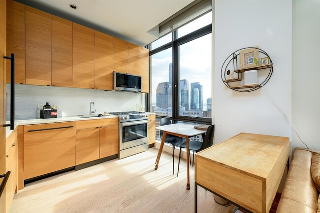 Primary Photo - 10 Provost St