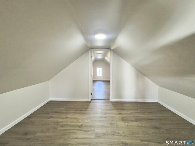 Building Photo - 186 W Washington St