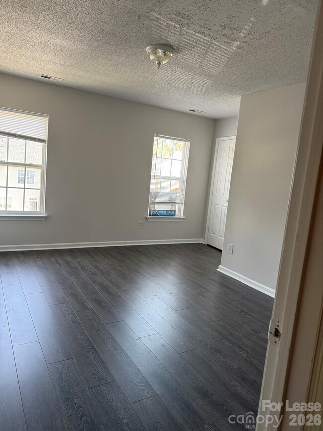 Building Photo - 508 Goldstaff Ln