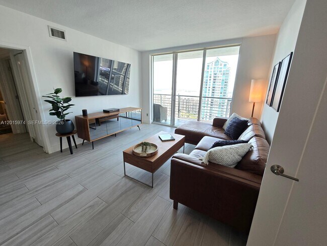 Building Photo - 325 S Biscayne Blvd