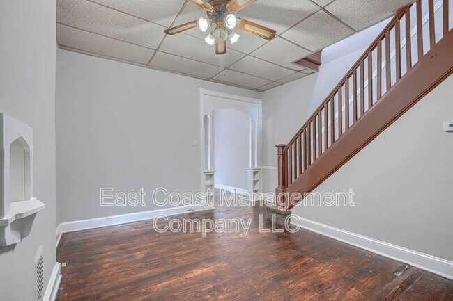 Building Photo - 2107 W Saratoga St