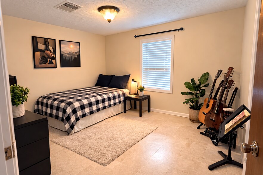 Building Photo - 205 Dogwood Dr