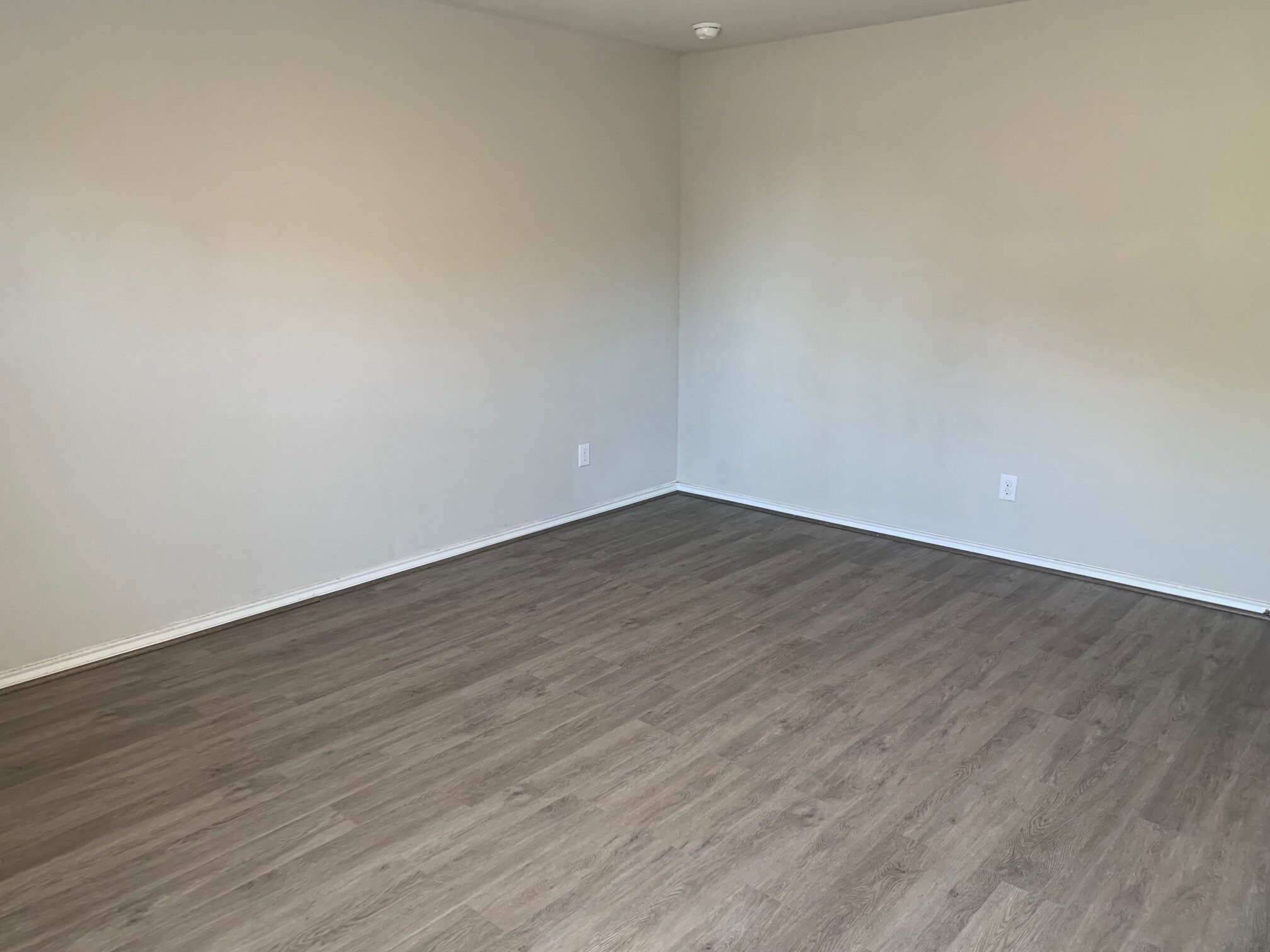 Building Photo - 4114 Mesa Cove