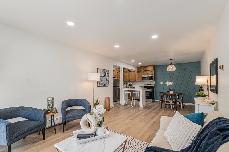 Building Photo - 620 Mathews St