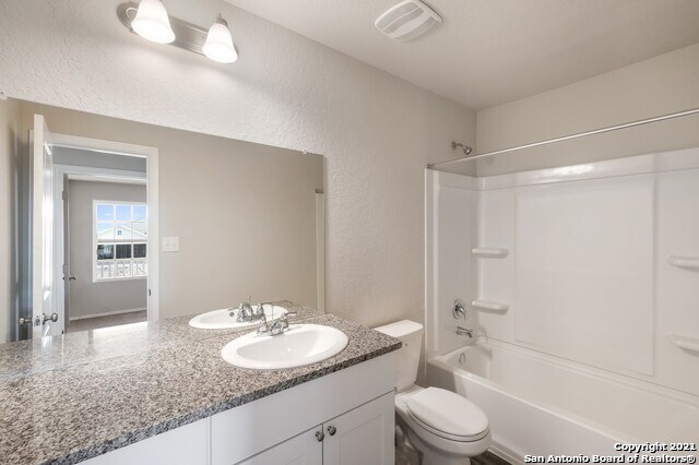 Building Photo - 2831 Rosefinch