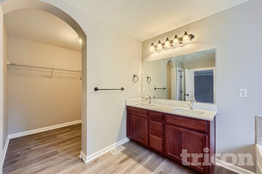 Building Photo - 3509 178th St E