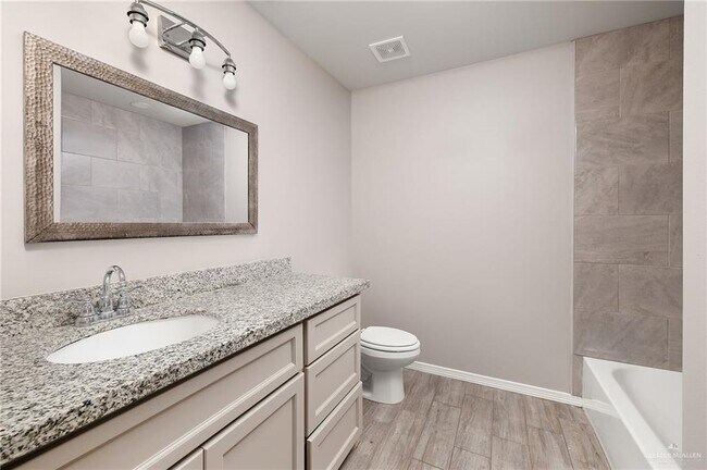 Building Photo - 9 West Dr