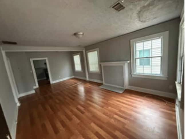 Building Photo - 129 N 11th St