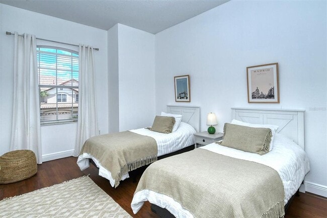 Building Photo - 8363 Miramar Way