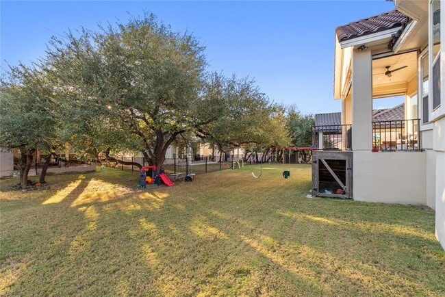 Building Photo - 11905 Deering Pl