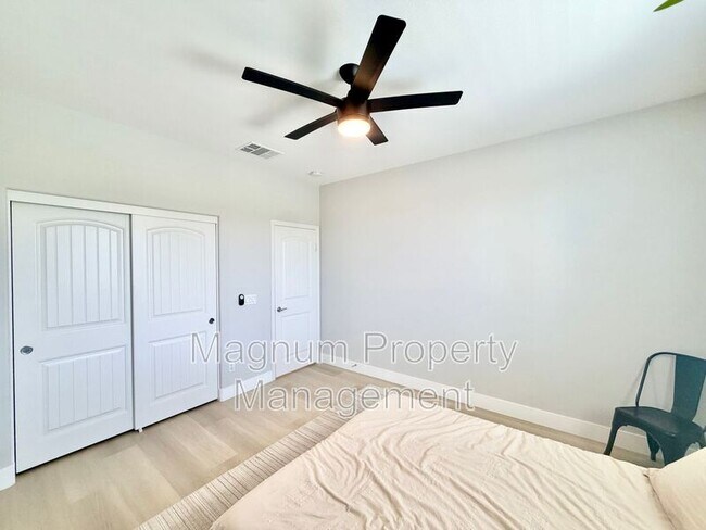 Building Photo - 34257 Swordfern Pl