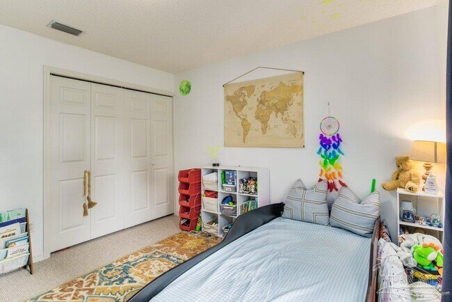 Building Photo - 5217 Choctaw Ave