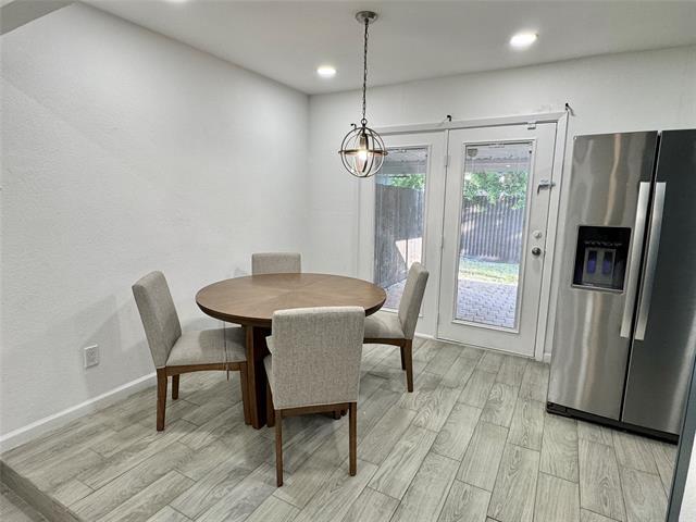 Building Photo - 3646 Country Club Dr W