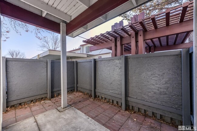 Building Photo - 536 Nichols Blvd