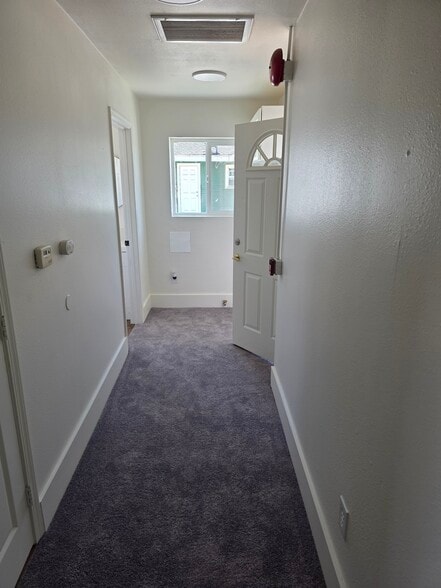 Building Photo - 1008 S Highland Ave