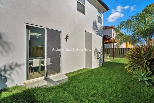 Building Photo - Monte Bella Community