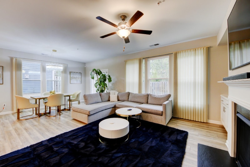 Building Photo - 180 Duval Dr