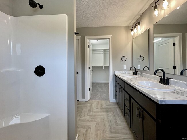 Building Photo - 15058 Verity Pkwy