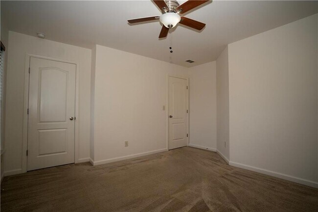 Building Photo - 2412 Harpers Way