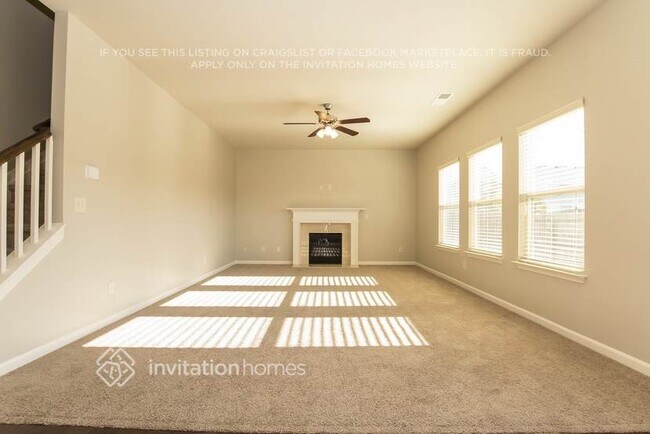 Building Photo - 3603 Walking Stick Way NE