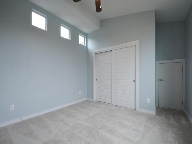 Building Photo - 1608 Miriam Ave