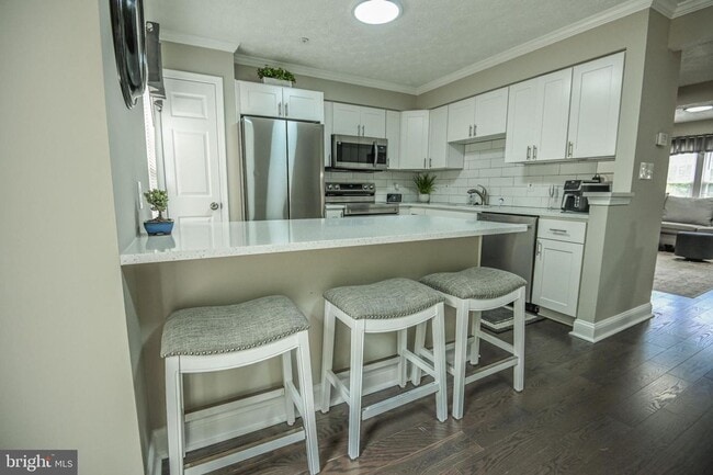 Building Photo - Townhome Chestnut Cove