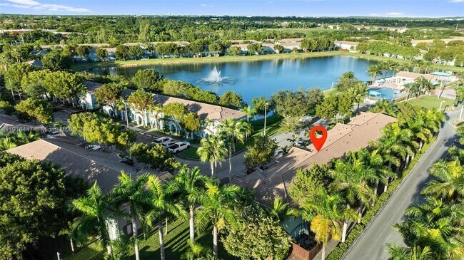 Building Photo - 1406 SE 26th Ct