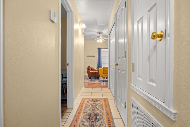 Building Photo - 2863 Ox Cart Ct