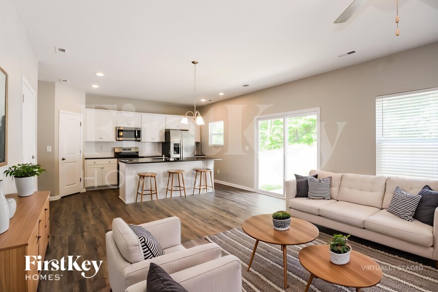 Building Photo - 5615 Cobblestone Glen Dr