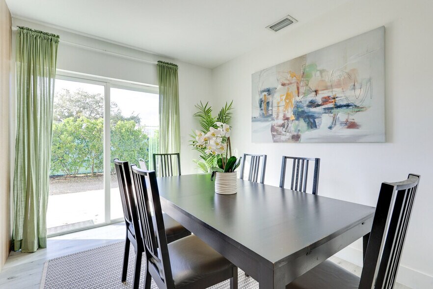 Building Photo - 6174 SW 64th Terrace