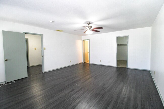 Building Photo - 4602 Rock Nettle