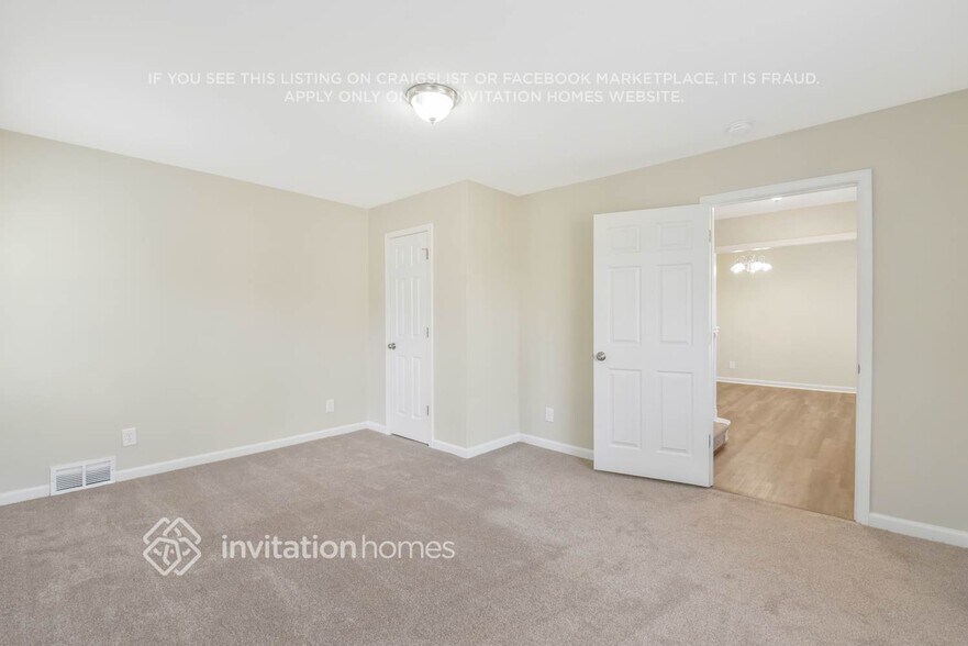 Building Photo - 3332 Bonneville Dr