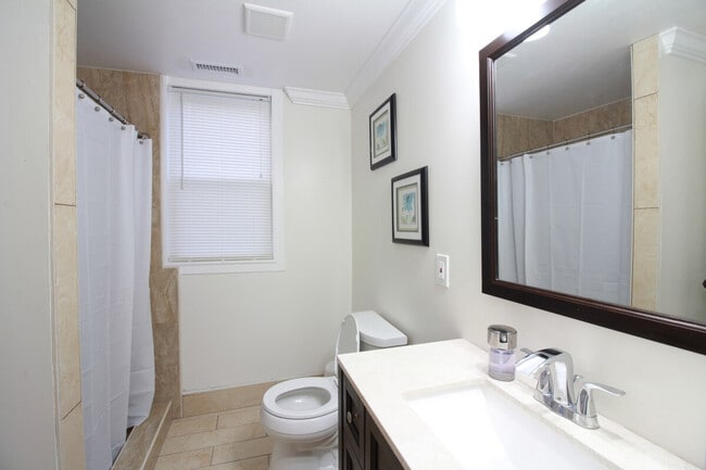 Building Photo - 3307 Rhode Island Ave